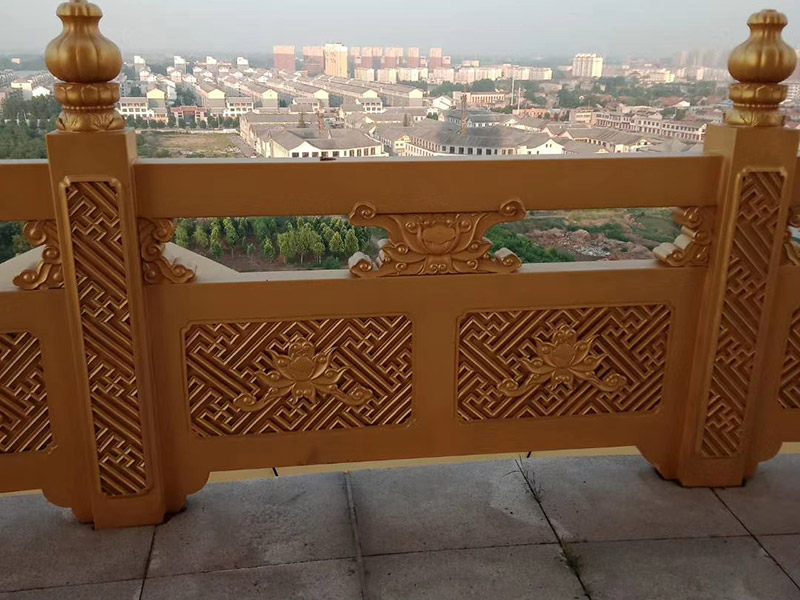 寺廟噴漆石欄桿
