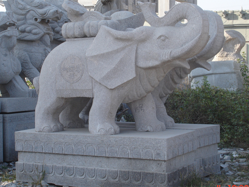 花崗巖石雕大象