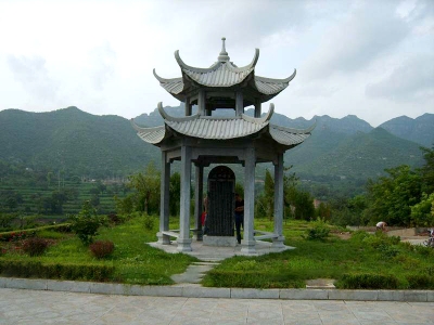  青石雙層石涼亭 
