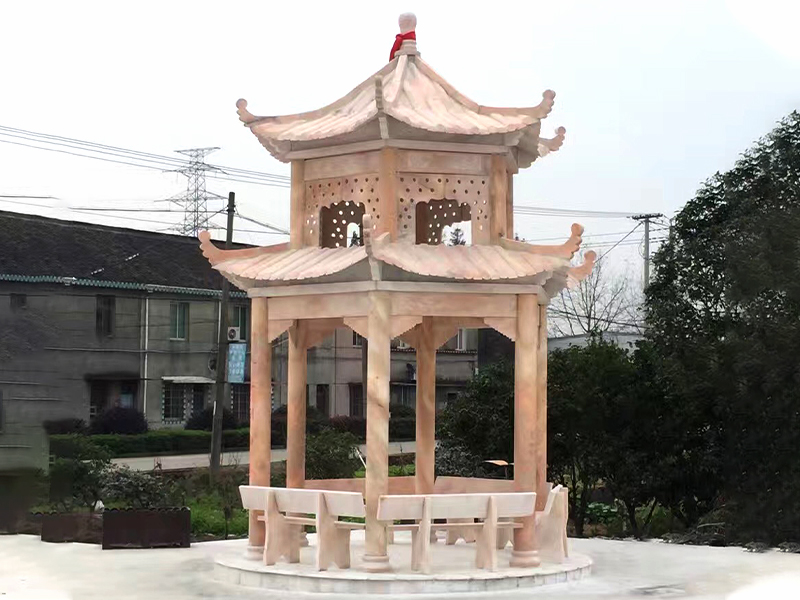晚霞紅雙層石涼亭