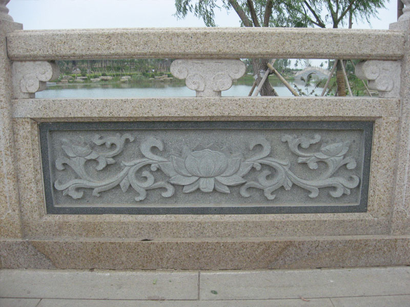 橋面黃銹石欄桿案例